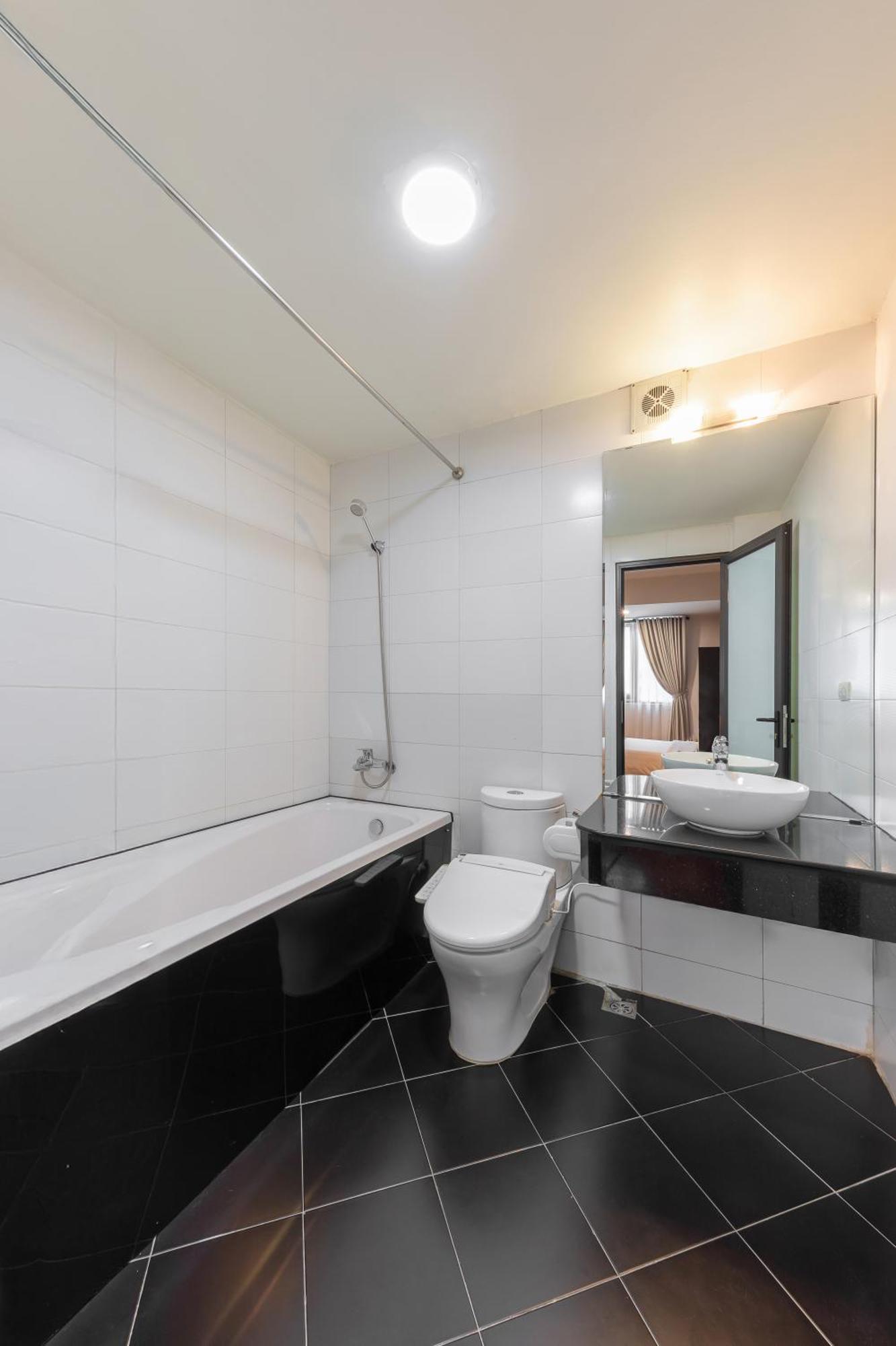Azumaya Hotel Hai Ba Trung 1 Hanoi Dış mekan fotoğraf